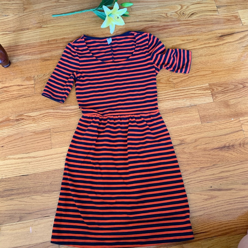 Old navy dress stripes